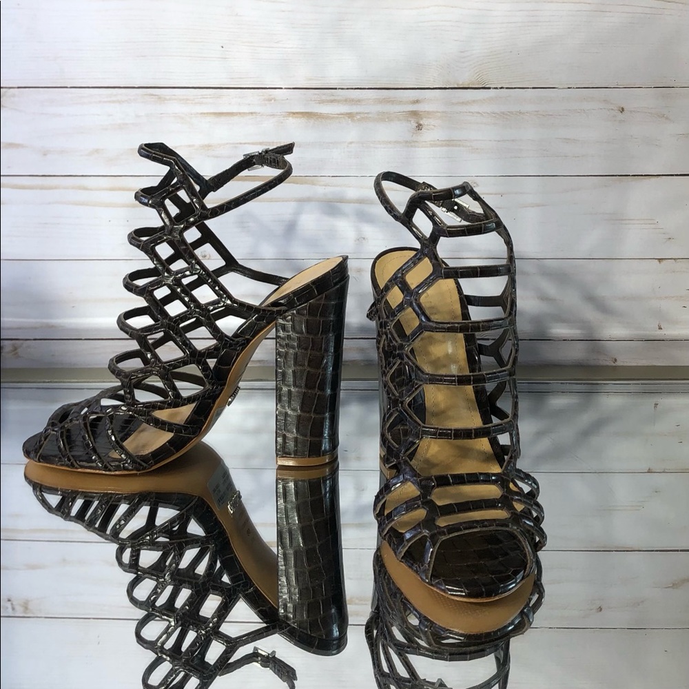 NWT Schultz Jaden Caged Cut-Out Heels